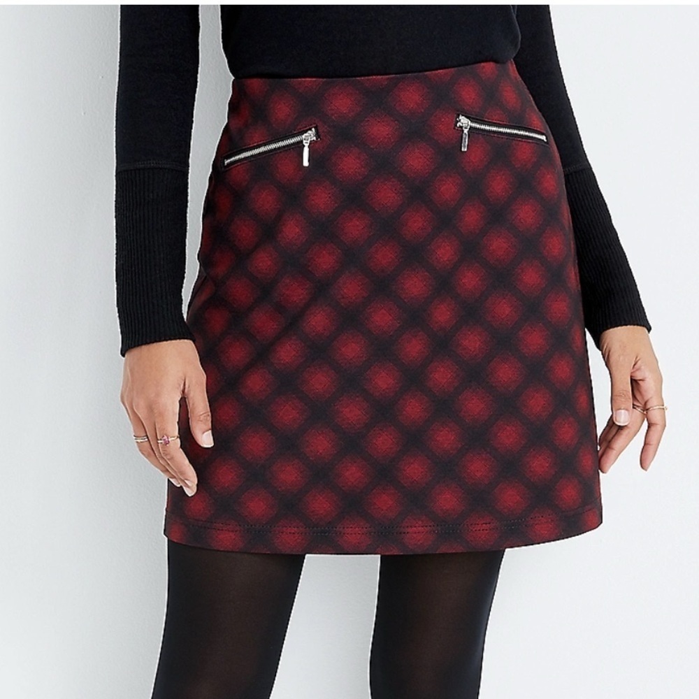 🆕 Maurice Red Buffalo Plaid Ponte Skirt Size 24W